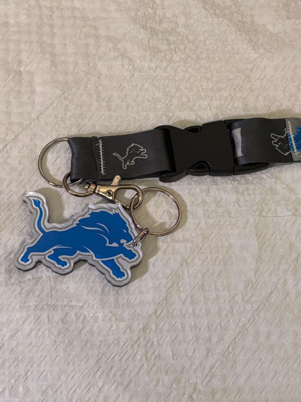 NFL White Detroit Lions Neck Accessory  082